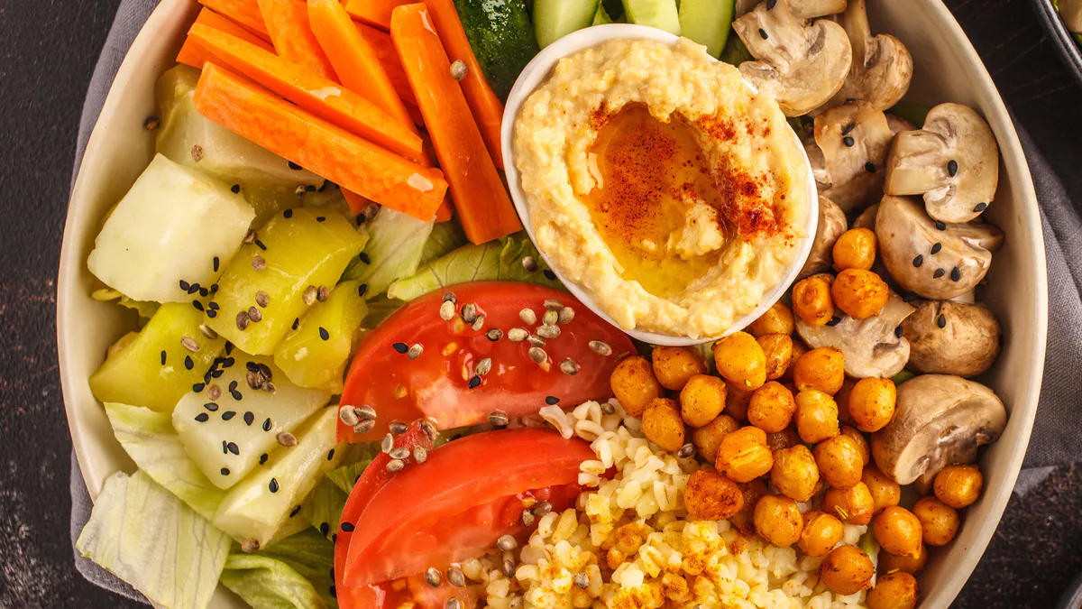 Zdrowe przekąski – co jeść między posiłkami bez wyrzutów sumienia?